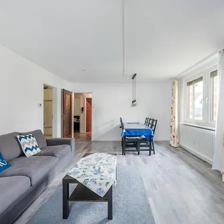 Cozy With Garden, Balcony And Parking Area In Daire *
