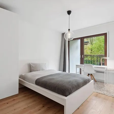 Exclusive Ludenberg Living In Stunning Area Apartamento