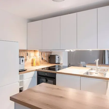 Exclusive Ludenberg Living In Stunning Area Apartamento *