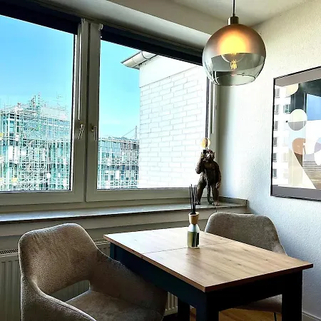 City-apartment Mit Rheinblick Апартаменты *