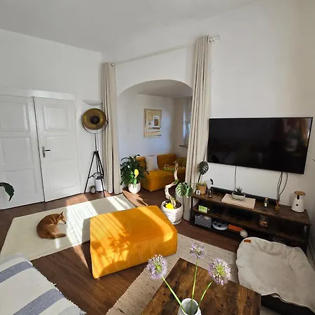 Altbauwohnung Apartmán *