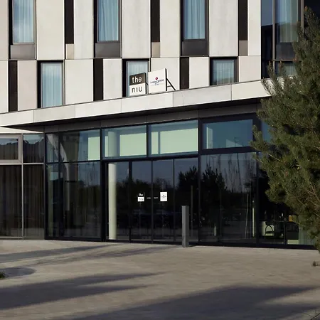 - The Niu, Hub Messe By Ihg 호텔 3*