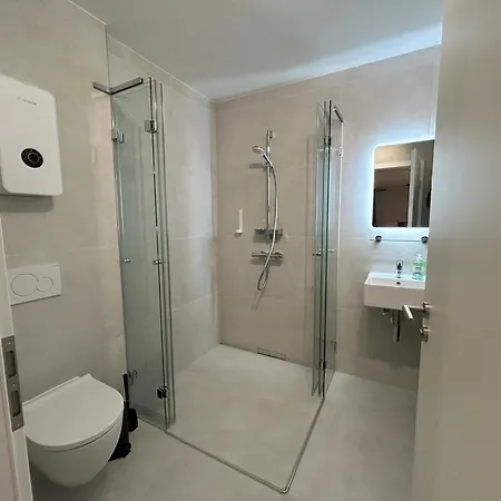 Maison d'hôtes Bienvenidus - Self Service - Zur Selbstversorgung - Messezimmer - Düsseldorf