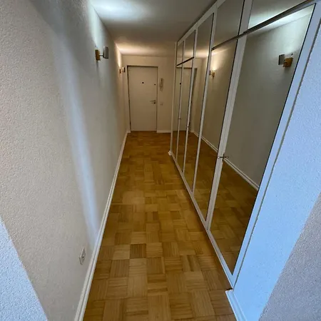 Kaiserloft Zentral Naehe Messe * Düsseldorf