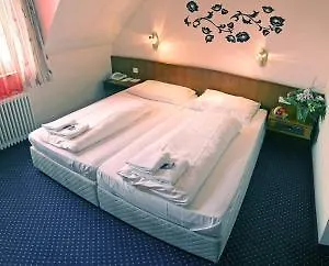 Residenz Eurostar Дюссельдорф