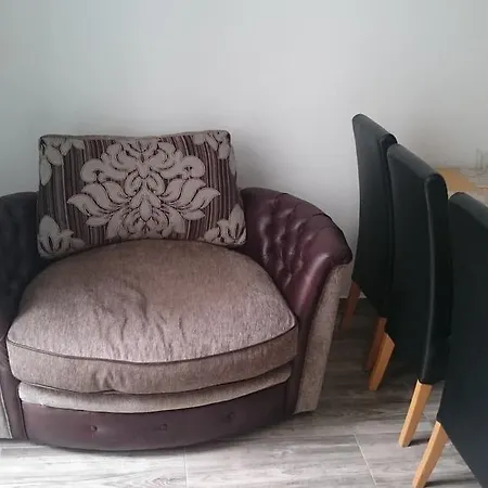 Avi Goodhouse Apartmán