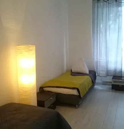 Avi Goodhouse Apartmán Düsseldorf