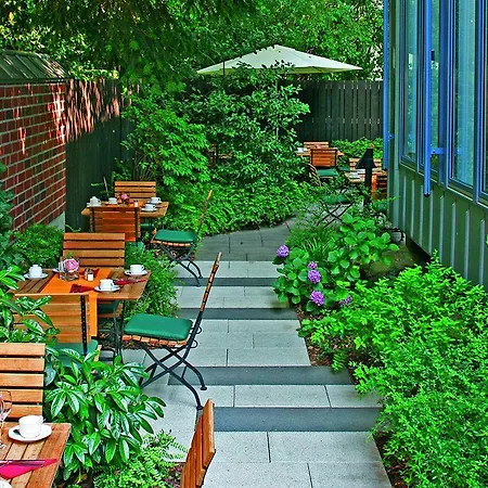 Fffz Tagungshaus Hotel 3*