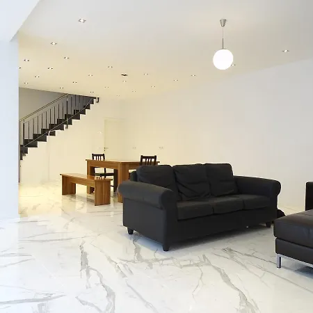 Avi Kinghouse Villa Düsseldorf