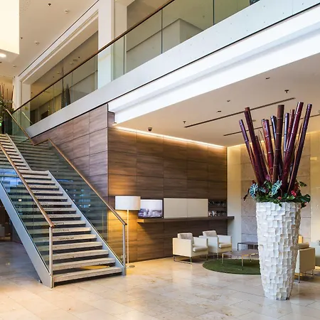 Meliá Hotel 4*