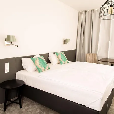 Hotel Metropol-rooms 3*