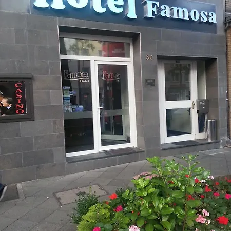 Famosa 3*