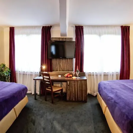 Famosa Düsseldorf