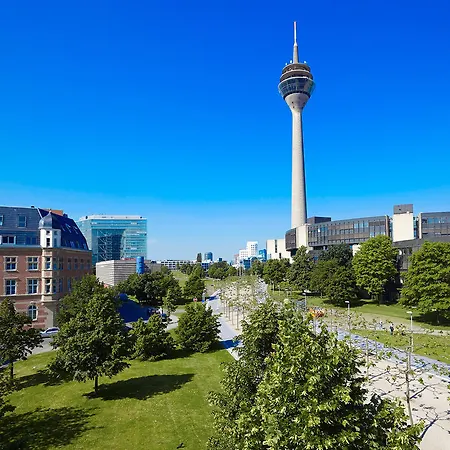 The Red 5* Dusseldorf