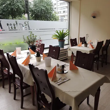 Bahn-hotel Szálloda Düsseldorf