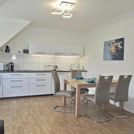 Appartamento Zentrale 2 Zi. Ferienwohnung *