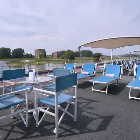 Hotell Hotelships Holland - Hs Leonora - Messe