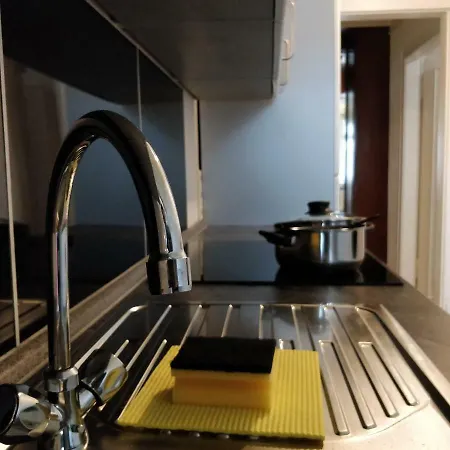 Apartament Avi Burgplatz *